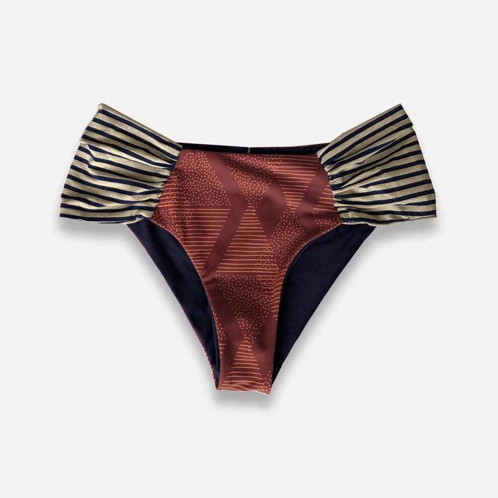 Milos Reversible Bottom in Mezcal
